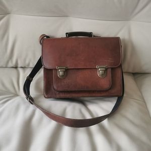Beara Beara Leather Satchel